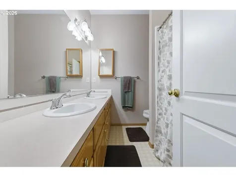 1615 7th Street Columbia City OR 97018