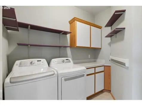 1615 7th Street Columbia City OR 97018