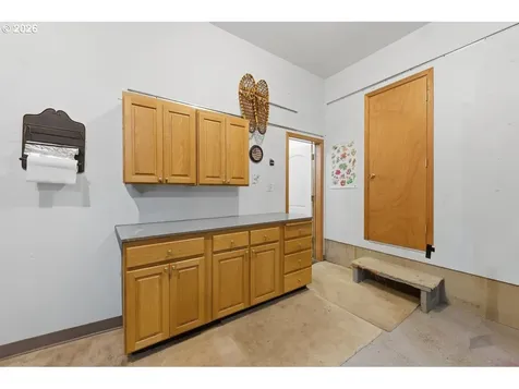 1615 7th Street Columbia City OR 97018