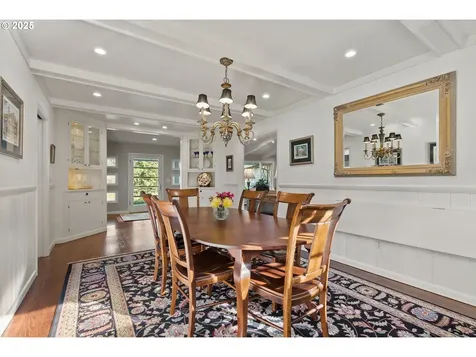 17075 Old River Drive Lake Oswego OR 97034