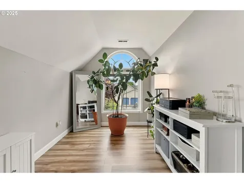 1509 SE Solomon Loop Vancouver WA 98683