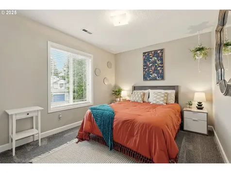 1509 SE Solomon Loop Vancouver WA 98683