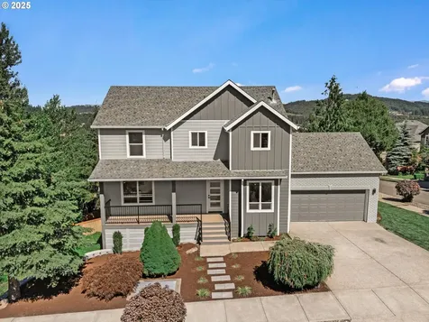 7026 SE 156th Avenue Portland OR 97236