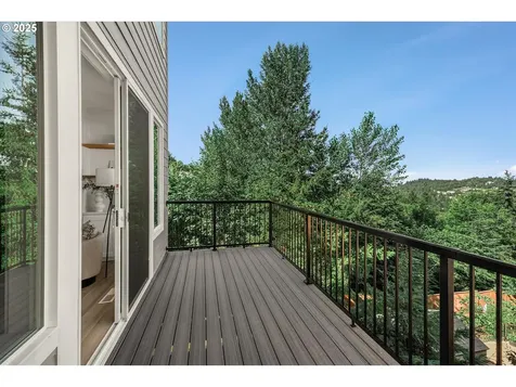 7026 SE 156th Avenue Portland OR 97236