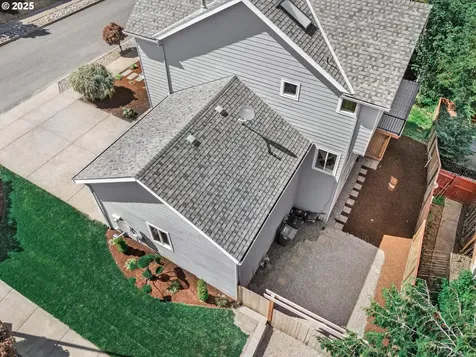 7026 SE 156th Avenue Portland OR 97236
