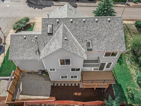 7026 SE 156th Avenue Portland OR 97236
