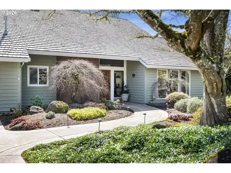 2740 NW Circle A Drive Portland OR 97229