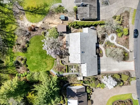 2740 NW Circle A Drive Portland OR 97229