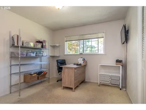 956 W Pilger Street Roseburg OR 97471