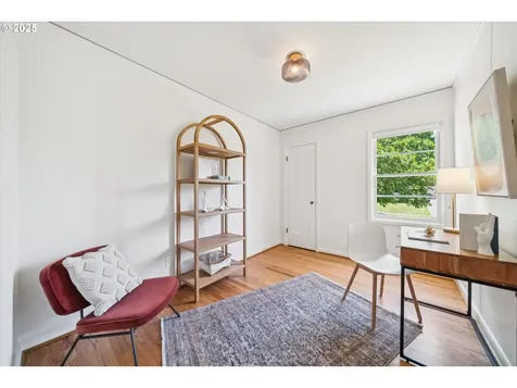 2541 SE 75th Avenue Portland OR 97206