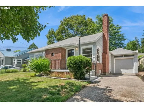2541 SE 75th Avenue Portland OR 97206