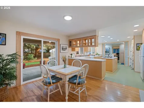 6167 SW Miles Court Portland OR 97219