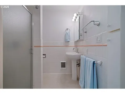 6167 SW Miles Court Portland OR 97219