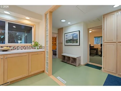 6167 SW Miles Court Portland OR 97219