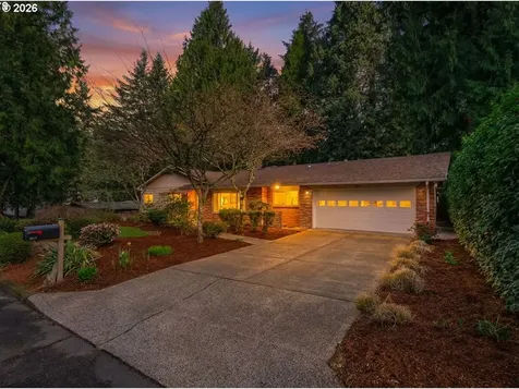 6167 SW Miles Court Portland OR 97219