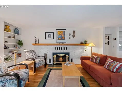 6167 SW Miles Court Portland OR 97219