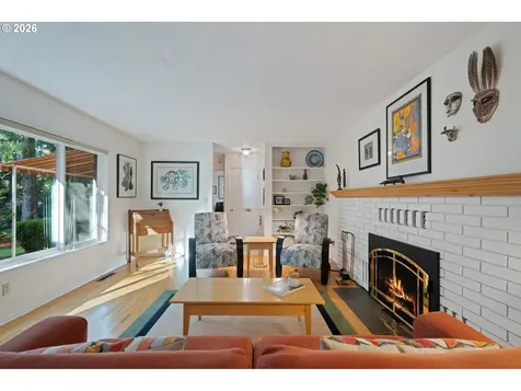 6167 SW Miles Court Portland OR 97219