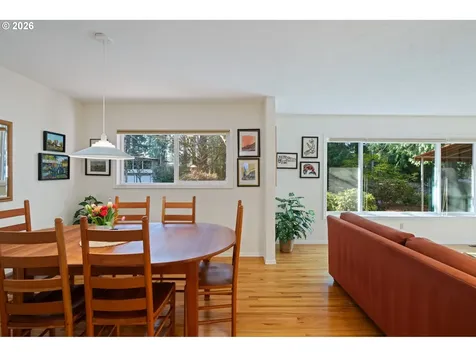6167 SW Miles Court Portland OR 97219