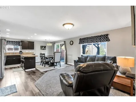 16604 NE 80th Street Vancouver WA 98682