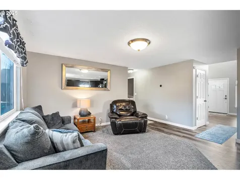 16604 NE 80th Street Vancouver WA 98682