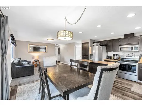 16604 NE 80th Street Vancouver WA 98682