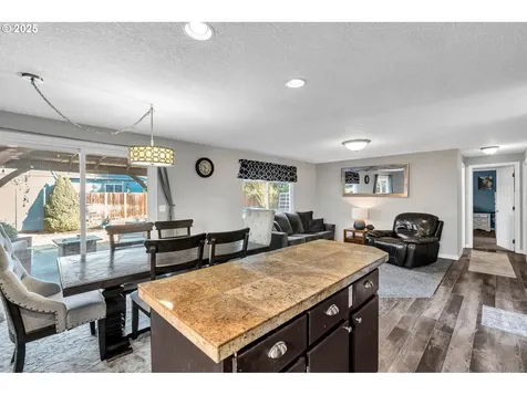 16604 NE 80th Street Vancouver WA 98682