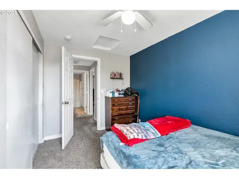 16604 NE 80th Street Vancouver WA 98682