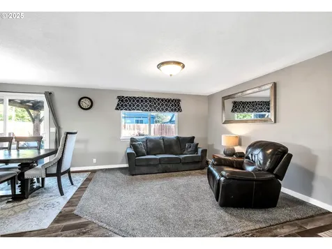 16604 NE 80th Street Vancouver WA 98682