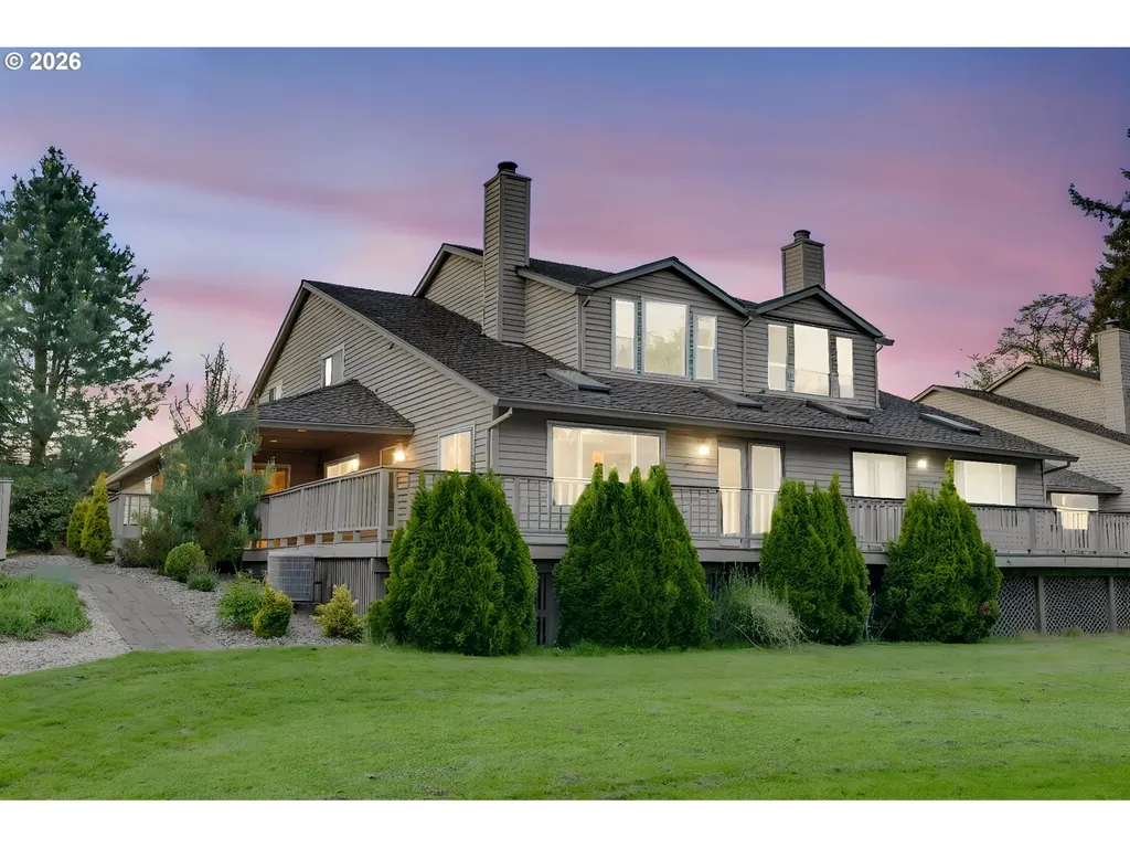 1522 NE Marine Drive Portland OR 97211