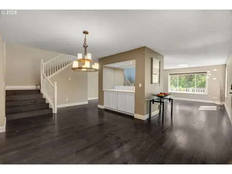 1522 NE Marine Drive Portland OR 97211