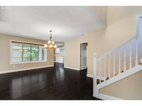 1522 NE Marine Drive Portland OR 97211