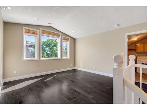 1522 NE Marine Drive Portland OR 97211