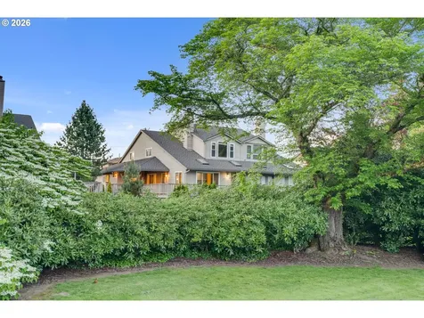 1522 NE Marine Drive Portland OR 97211