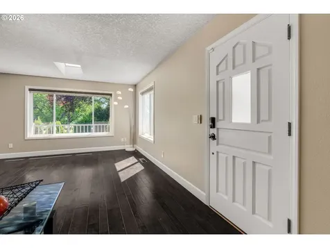 1522 NE Marine Drive Portland OR 97211