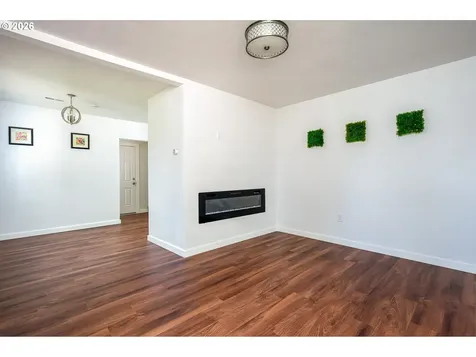 6555 SE 71st Avenue Portland OR 97206