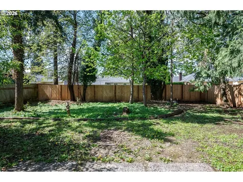 6555 SE 71st Avenue Portland OR 97206