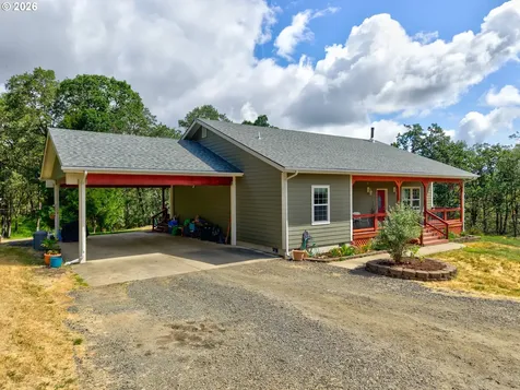 445 Green Valley Road Oakland OR 97462