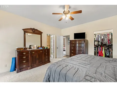 445 Green Valley Road Oakland OR 97462