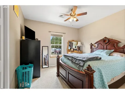 445 Green Valley Road Oakland OR 97462