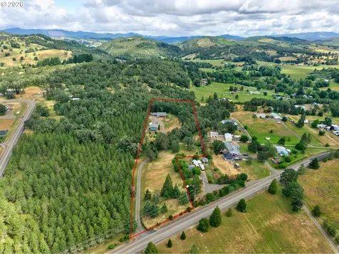 445 Green Valley Road Oakland OR 97462