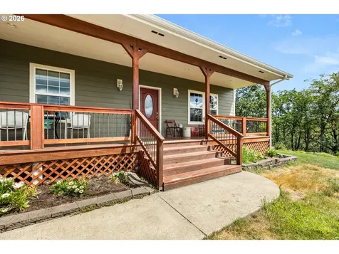 445 Green Valley Road Oakland OR 97462