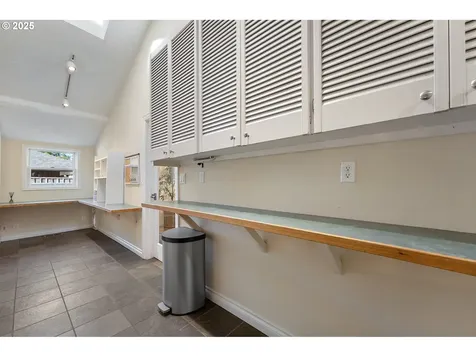 8425 SW Homewood Street Portland OR 97225