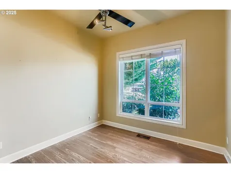 1339 SE 15th Avenue Canby OR 97013