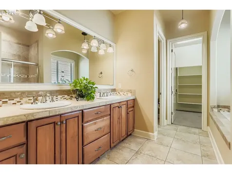 1339 SE 15th Avenue Canby OR 97013