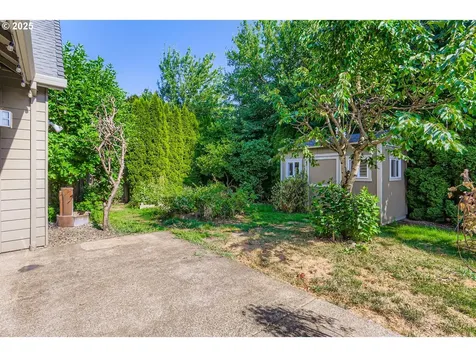 1339 SE 15th Avenue Canby OR 97013