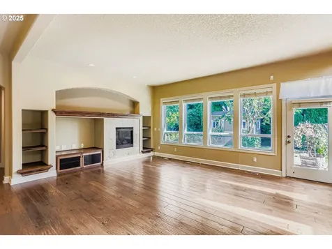 1339 SE 15th Avenue Canby OR 97013