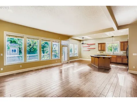 1339 SE 15th Avenue Canby OR 97013