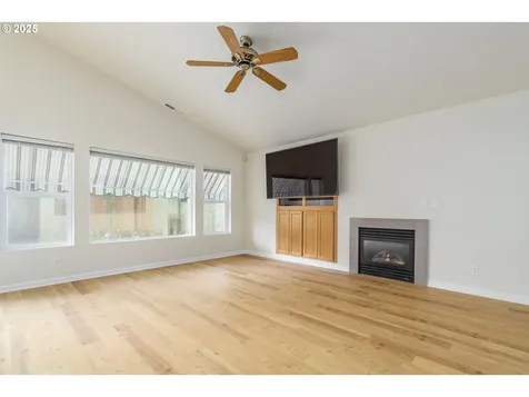 5470 Jeffrey Way Eugene OR 97402