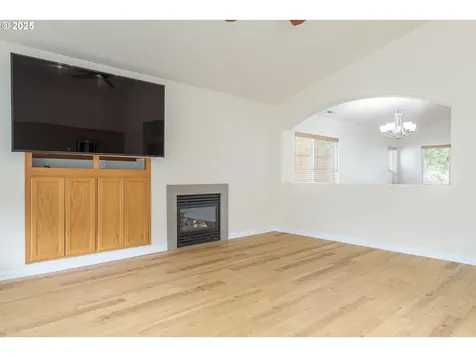 5470 Jeffrey Way Eugene OR 97402