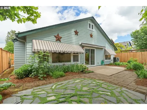5470 Jeffrey Way Eugene OR 97402